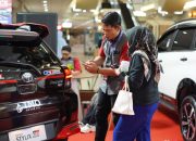 Berkendara Lebih Aman dan Makin Terjangkau, Toyota Lengkapi Segmen Menengah dengan Teknologi Premium