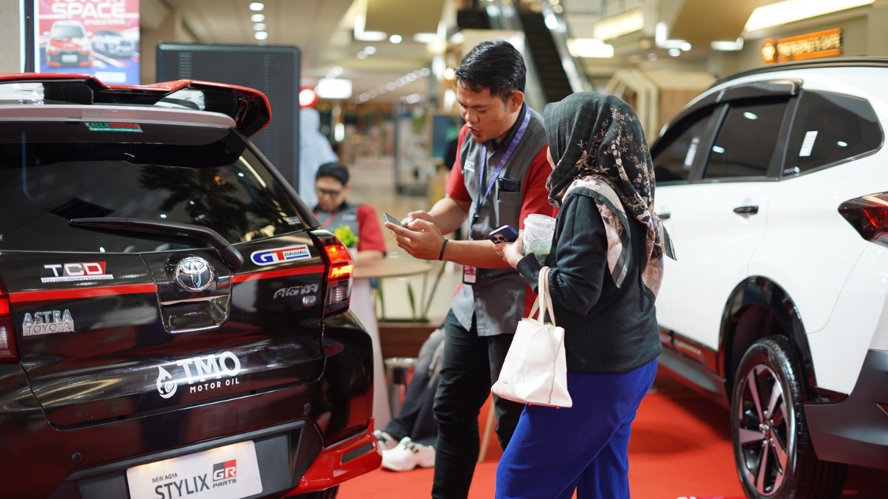 Berkendara Lebih Aman dan Makin Terjangkau, Toyota Lengkapi Segmen Menengah dengan Teknologi Premium