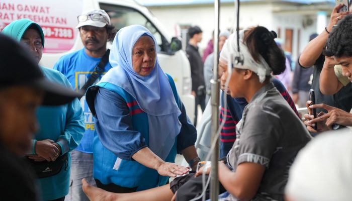 Wagub Reny Lamadjido Tinjau Rumah Sakit dan Permukiman Warga Terdampak Gempa di Sigi