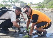 Polresta Palu Tanam 1.000 Mangrove di Pantai Dupa, Dukung Pelestarian Pesisir
