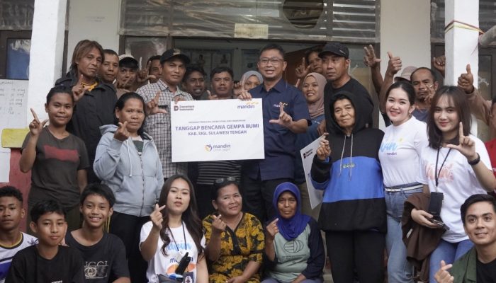 Bank Mandiri Salurkan Bantuan untuk Korban Gempa Sigi dan Siapkan Keringanan Kredit bagi Nasabah Terdampak