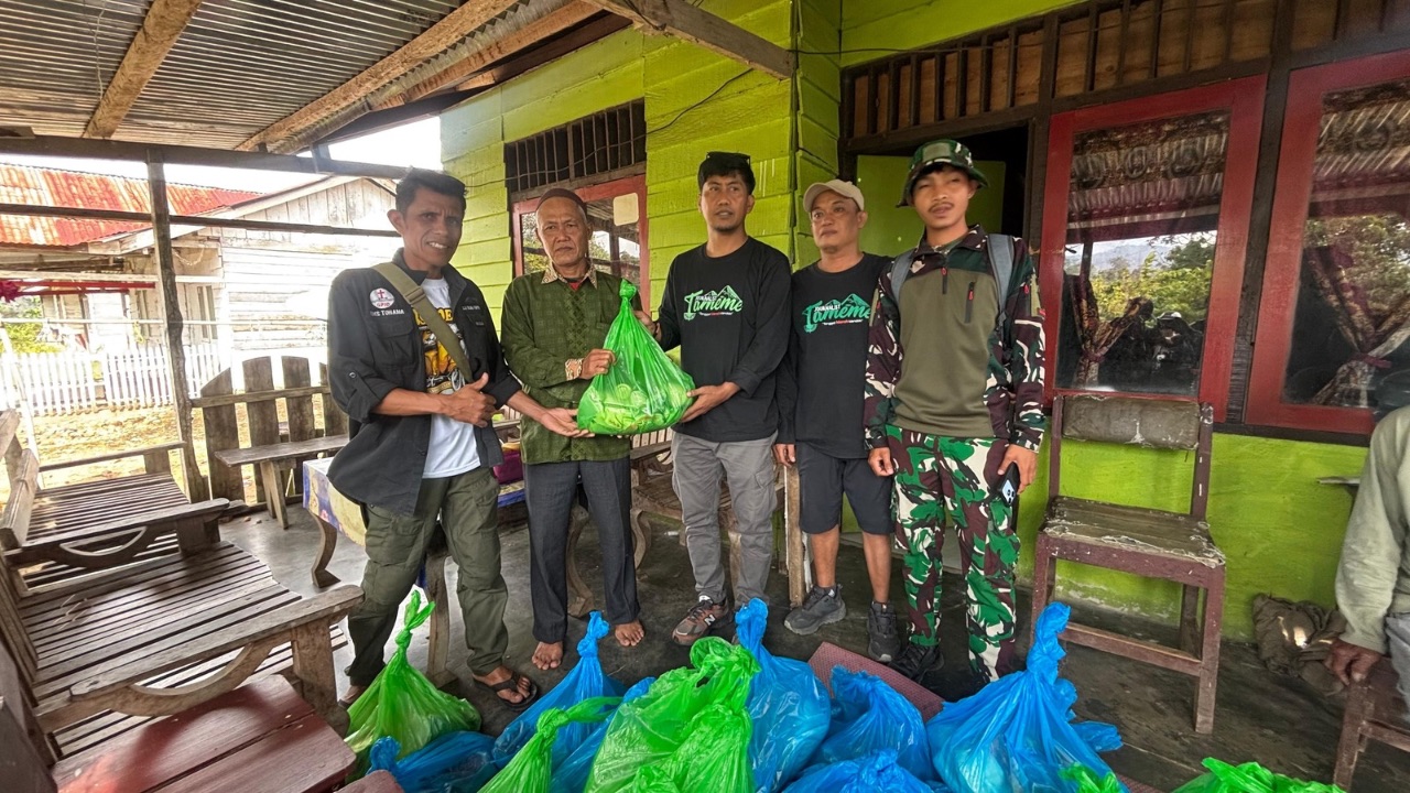 Komunitas TAMEME Salurkan Bantuan untuk Korban Gempa di Dusun Terpencil Sigi