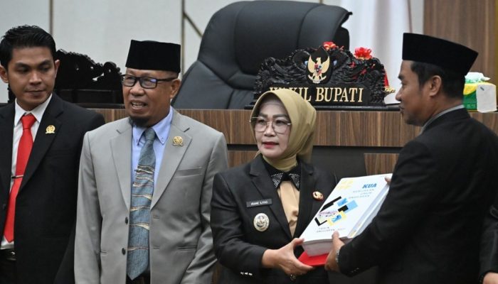 Percepat Pembangunan Daerah, Pemkab Morowali dan DPRD Sepakati Enam Ranperda Menjadi Perda