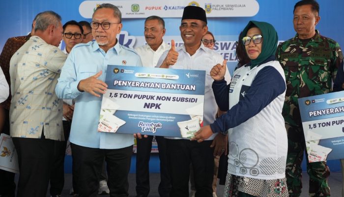 Rembuk Tani di Sigi, Menko Pangan Zulkifli Hasan Pastikan Pupuk dan Harga Gabah Terjaga
