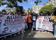 Demo Aliansi Relawan MBG Sulteng Berlangsung 36 Menit di DPRD, Bawa Delapan Tuntutan