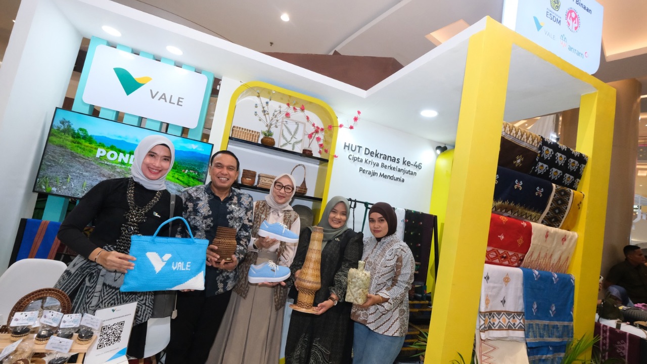 PT Vale Promosikan Anyaman Teduhu ke Panggung Nasional, Perluas Pasar UMKM Luwu Timur