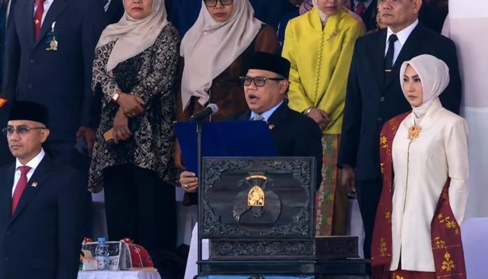 Ketua DPRD Sulteng Arus Abdul Karim Bacakan Teks Proklamasi HUT ke-81 Republik Indonesia