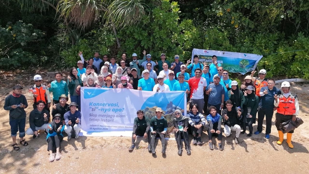 PT Vale Tanam 50 Mangrove dan Transplantasi 200 Lamun di Pesisir Luwu Timur