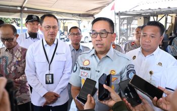 Jasa Raharja Serahkan Santunan Korban Meninggal KMP Putri Yasmin