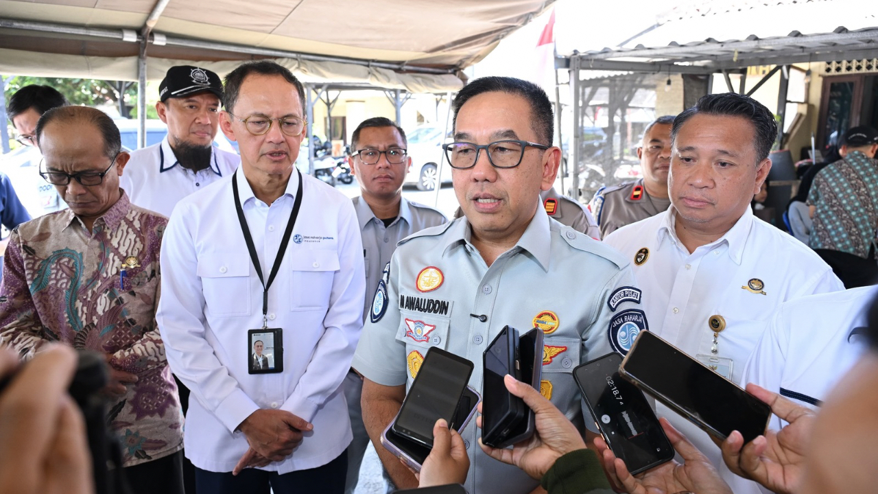Jasa Raharja Serahkan Santunan Korban Meninggal KMP Putri Yasmin