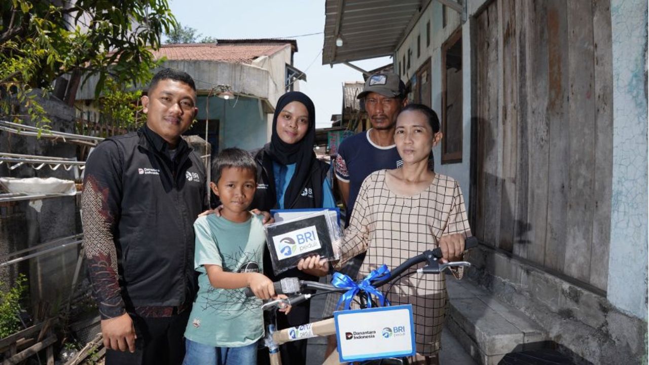 Setahun Jalan Kaki ke Sekolah, Mahesa Dapat Bantuan Sepeda dari BRI