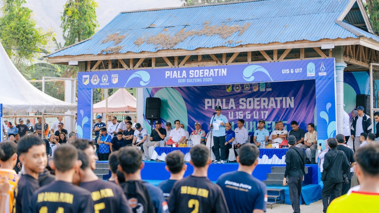 Anwar Hafid Buka Piala Soeratin Sulteng, Targetkan Pemain Muda Tembus Nasional
