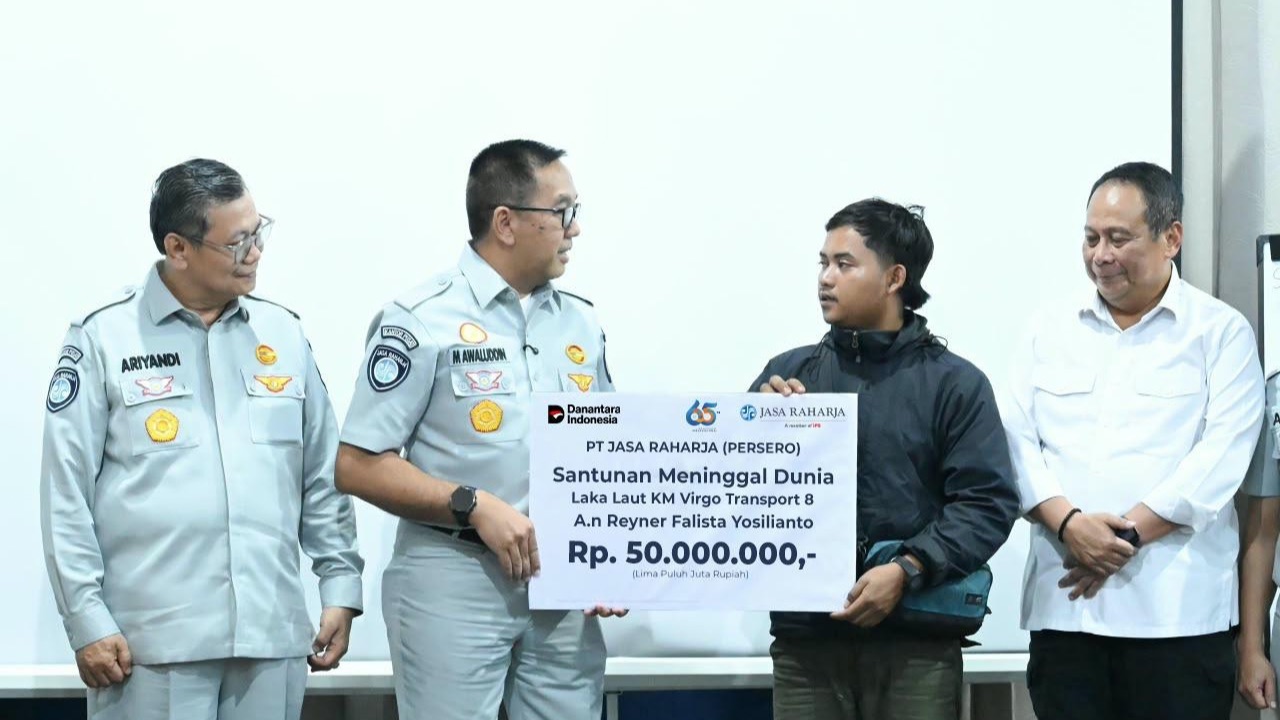 Jasa Raharja Serahkan Santunan Korban KM Virgo Transport 8