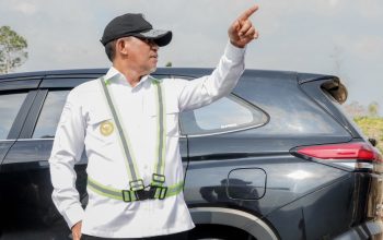 Anwar Hafid Pastikan Pelayanan Solar Truk Kontainer Tak Terkendala QR Code