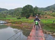 Menembus Jalan Terjal, Mantri BRI Layani Nasabah di Pelosok Garut