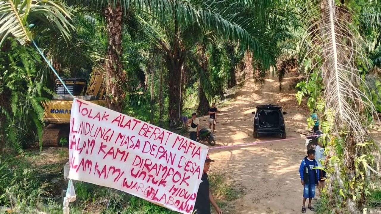 JATAM Sulteng Minta Pemerintah Turun Tangan Buntut Lima Alat Berat Beroperasi di Lokasi Tambang Ilegal Desa Labonu