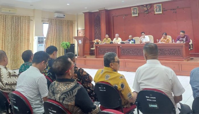 DPRD Sulteng dan Pemkab Parimo Bahas Keterbatasan Anggaran hingga Pertambangan