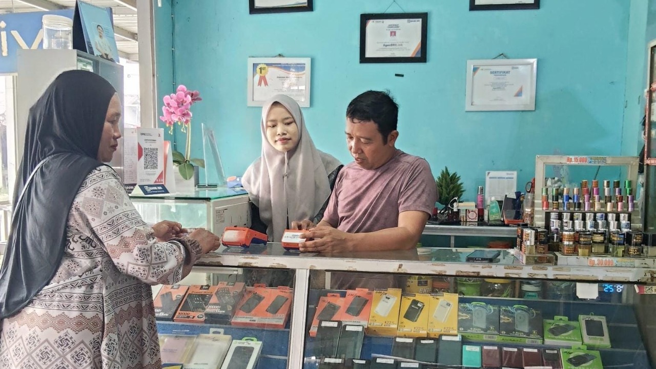 Berawal dari Konter Pulsa, Agen BRILink di Kalsel Kini Punya Banyak Usaha dan Pekerjakan 10 Warga