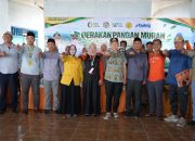 Bupati Morowali Iksan Baharudin Tinjau Gerakan Pangan Murah di Menui Kepulauan