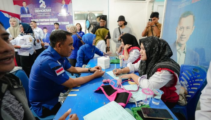 Peringati HUT ke-25, Demokrat Sulteng Gelar Donor Darah dan Bagi-bagi 500 Paket Sembako