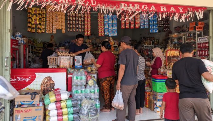 Modal KUR BRI Bantu Fitriani Besarkan Usaha Sembako di Pesawaran