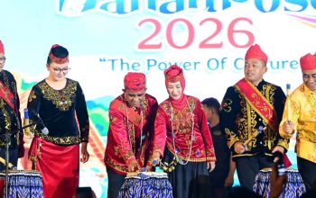 Gubernur Sulteng Anwar Hafid Buka Festival Danau Poso 2026