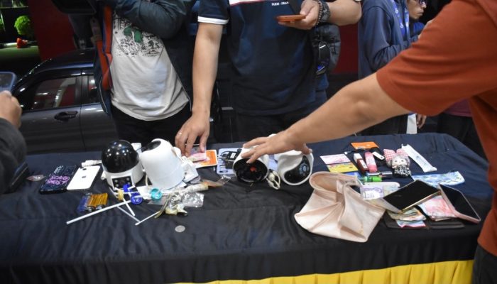 Polda Sulteng dan BNNP Gerebek Sarang Narkoba di Kayumalue