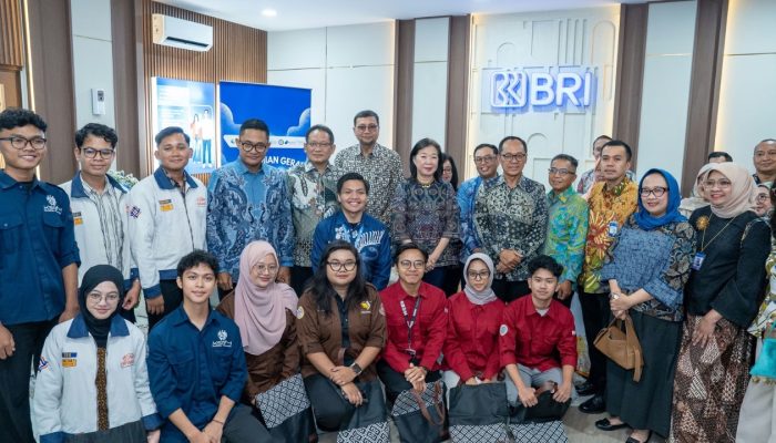 BRI Dukung Gerai CERDAS PeKA UNAIR, Perkuat Literasi Keuangan Digital Mahasiswa
